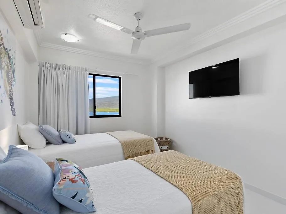 3 Bedroom Cbd Waterfront Luxury Apartment Кэрнс 0*,  Австралия
